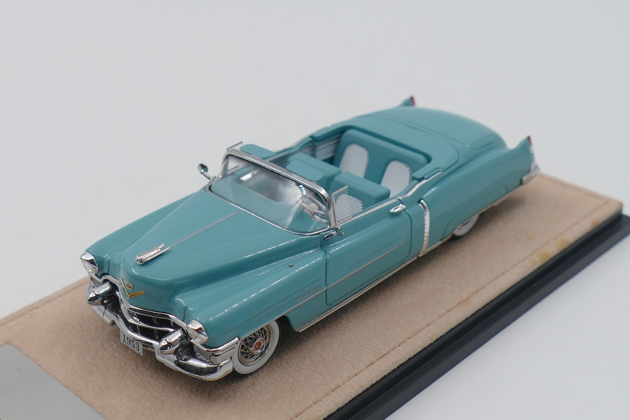 1953 Cadillac Eldorado Convertible Open roof – Pastoral Blue 1:43