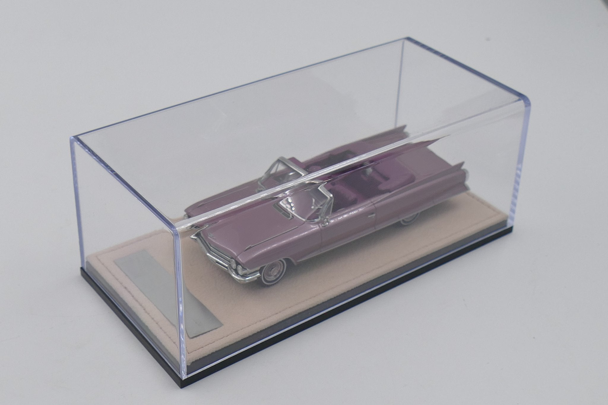1962 Cadillac 62 Cabriolet open version – Heather poly 1:43