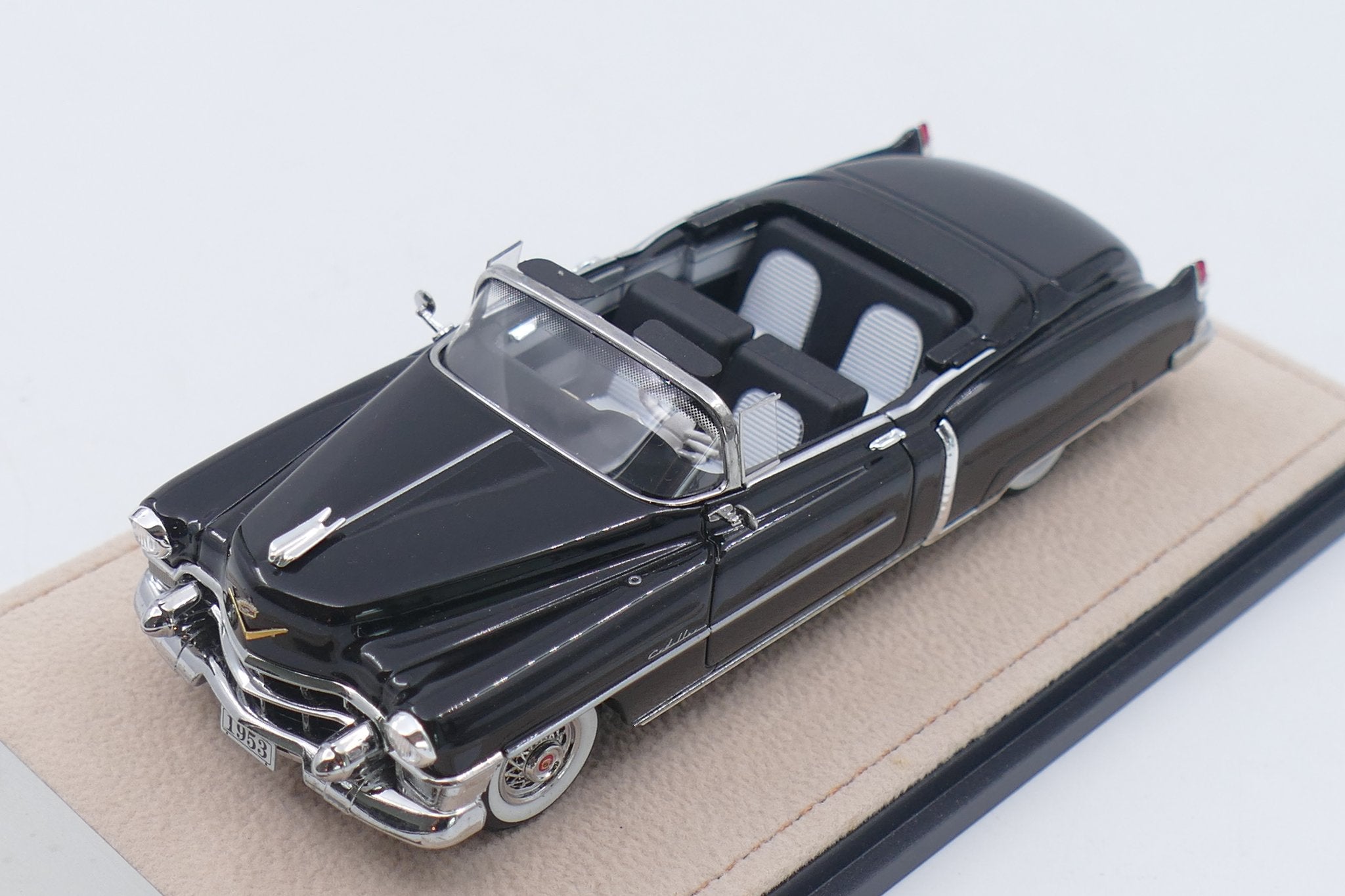 1953 Cadillac Eldorado Convertible Open roof – Black 1:43