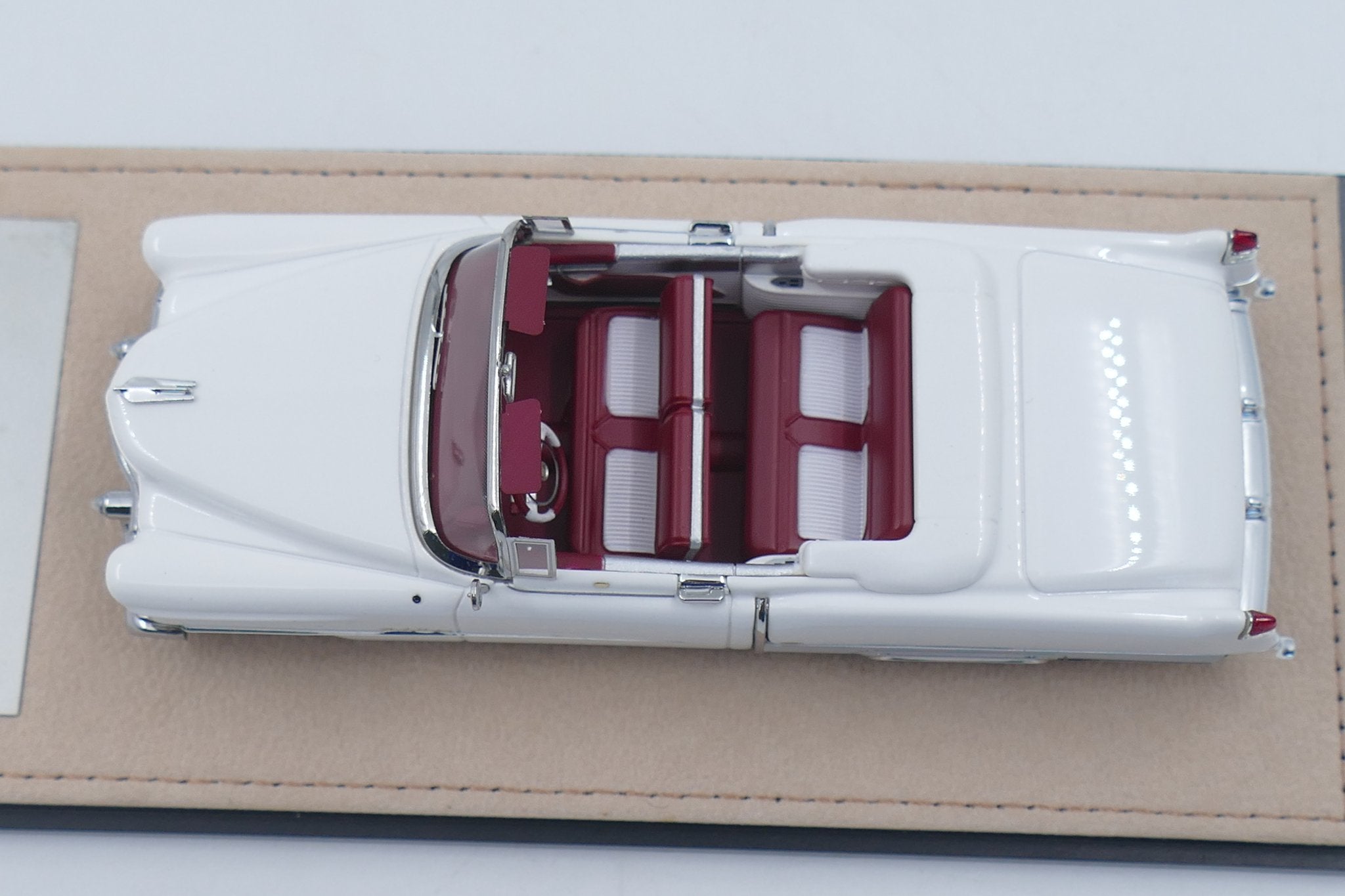 1954 Cadillac Eldorado Convertible Open roof – White 1:43