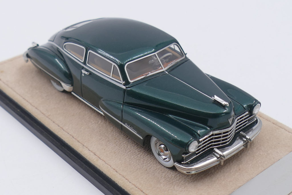 1947 Cadillac Series 62 Club Coupe – Green Metallic 1:43