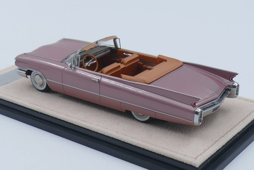 1960 Cadillac 62 Cabriolet Open roof – Persian Sand poly 1:43