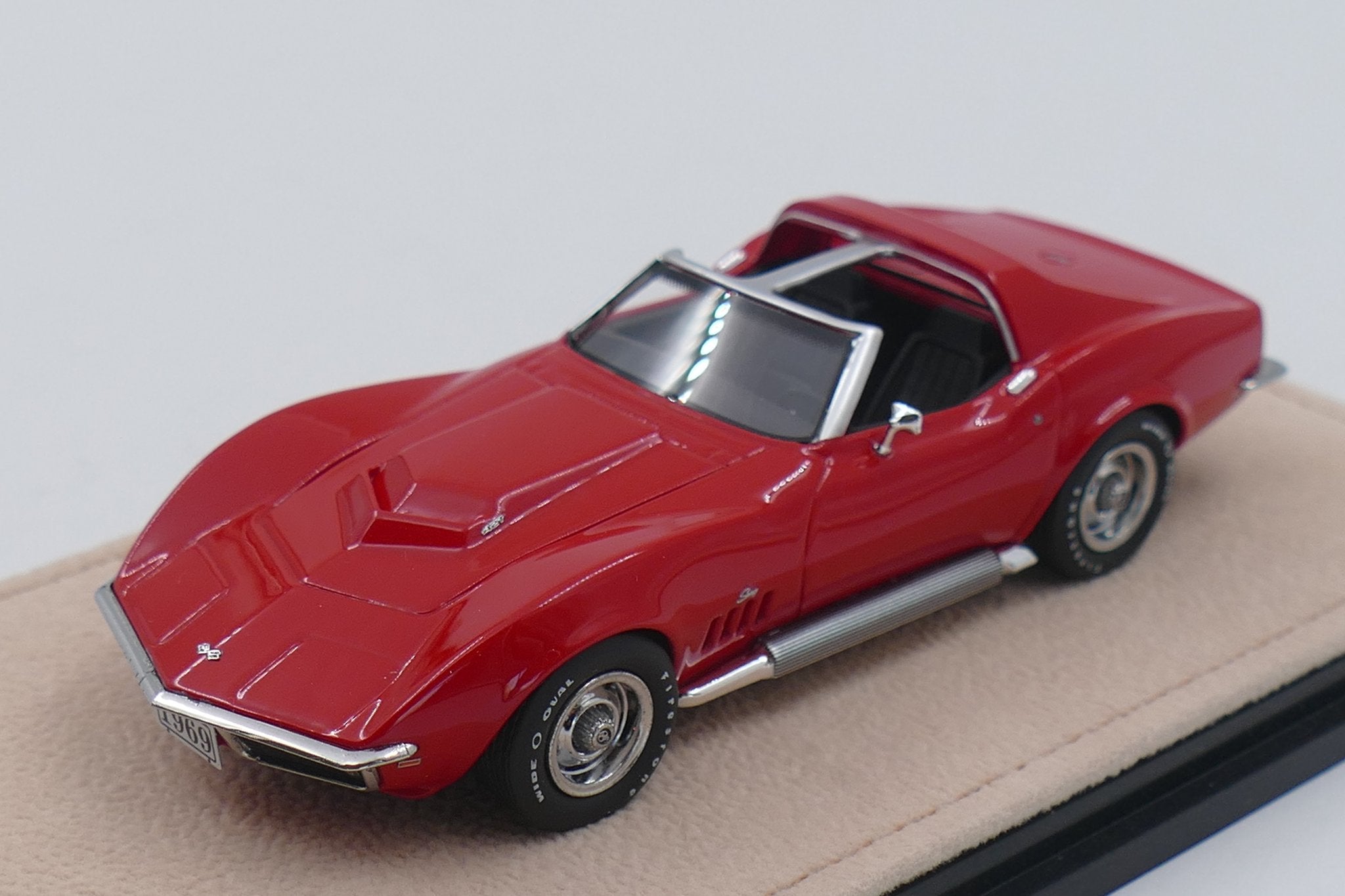 1969 Chevrolet Corvette L88 Coupe T Roof – Monza Red 1:43