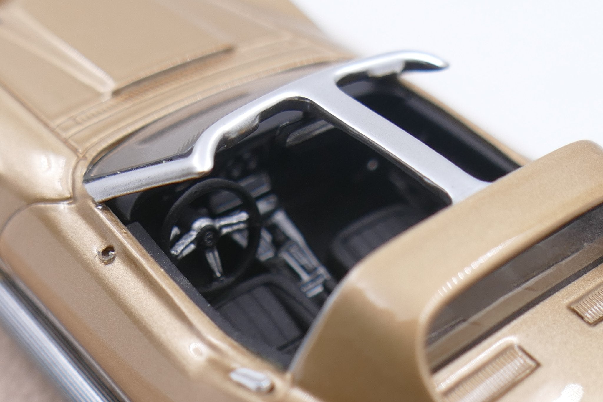 1969 Chevrolet Corvette L88 Coupe T Roof – Riverside Gold Metallic 1:43