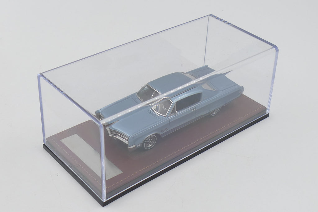 1968 Chrysler 300 – Sky Blue Metallic 1:43