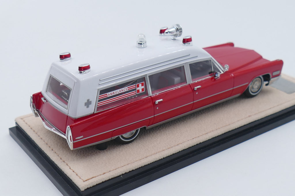 1968 Cadillac Miller-Meteor Ambulance – White/Red 1:43