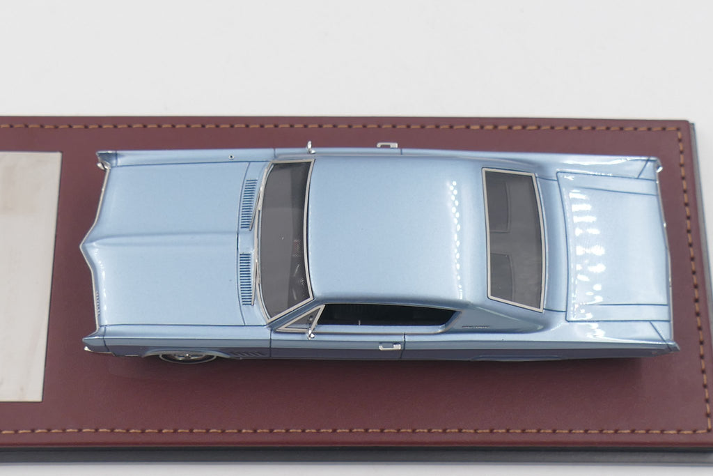 1968 Chrysler 300 – Sky Blue Metallic 1:43