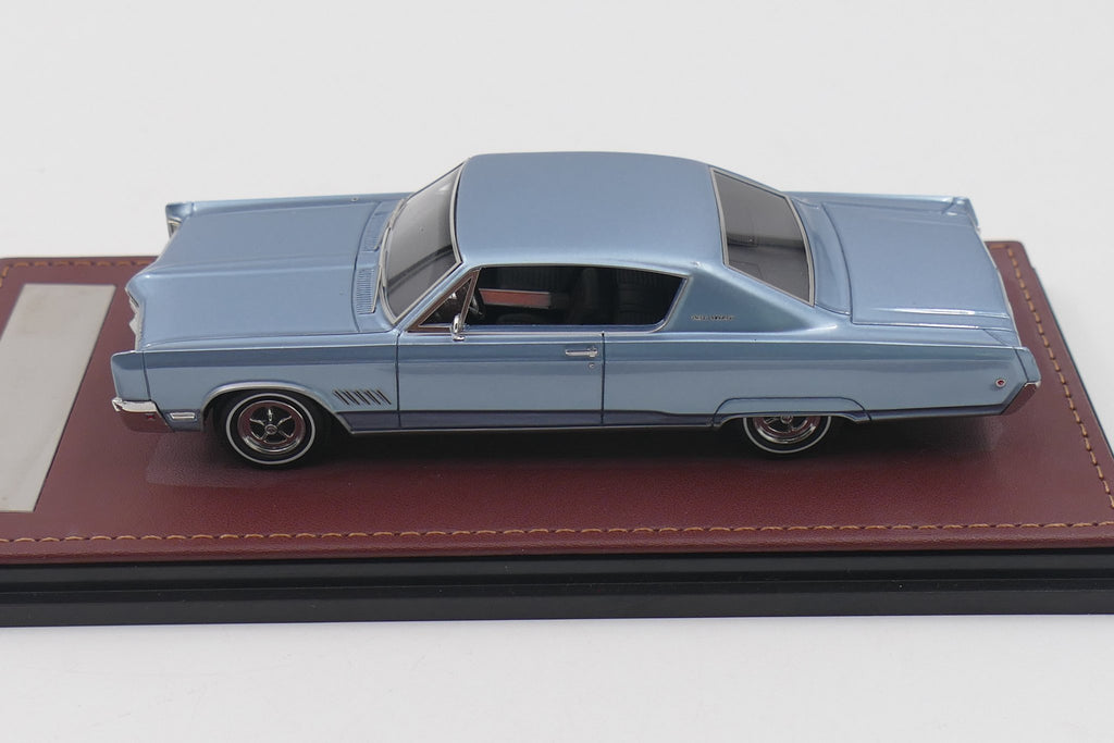 1968 Chrysler 300 – Sky Blue Metallic 1:43