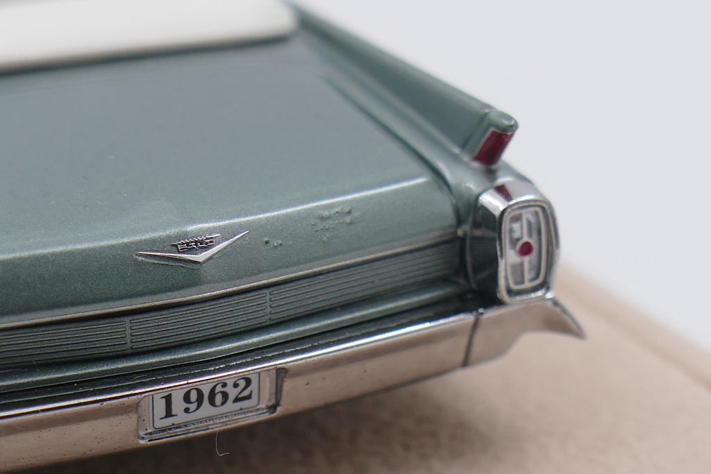 1962 Cadillac 62 Cabriolet open version – Sage Green poly 1:43