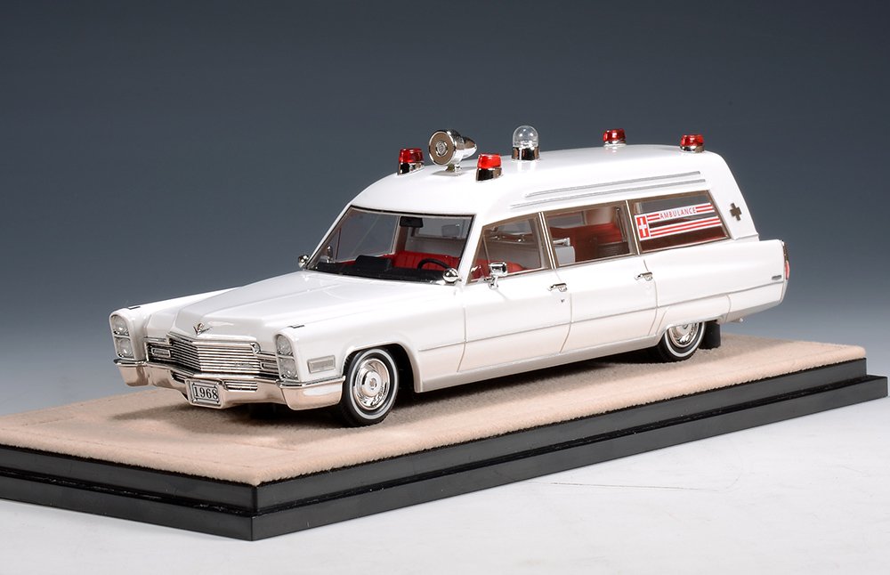 1968 Cadillac Miller-Meteor Ambulance – White 1:43