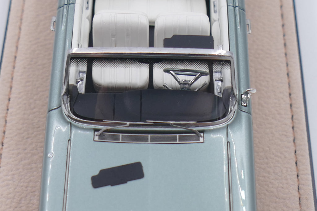 1962 Cadillac 62 Cabriolet open version – Sage Green poly 1:43
